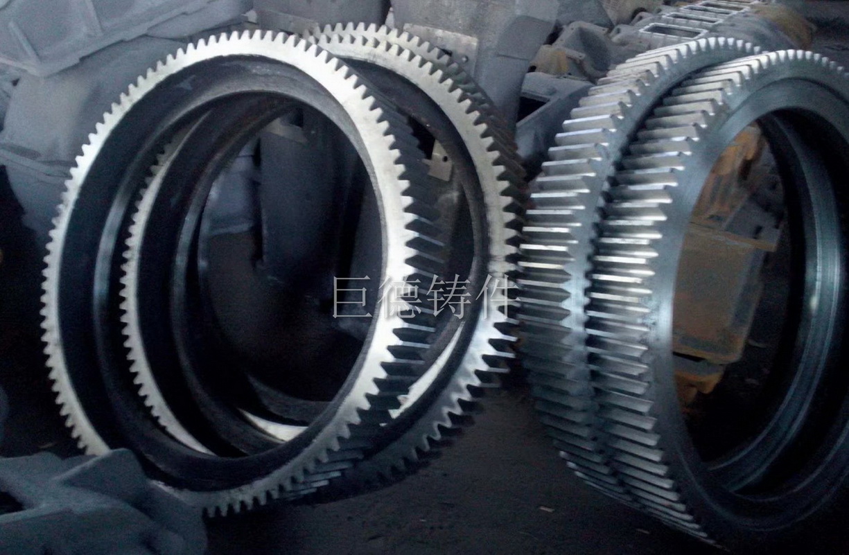 鑄造現(xiàn)場及精密設(shè)備加工展示 (2)